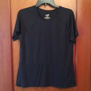 Avia athletic shirt, M